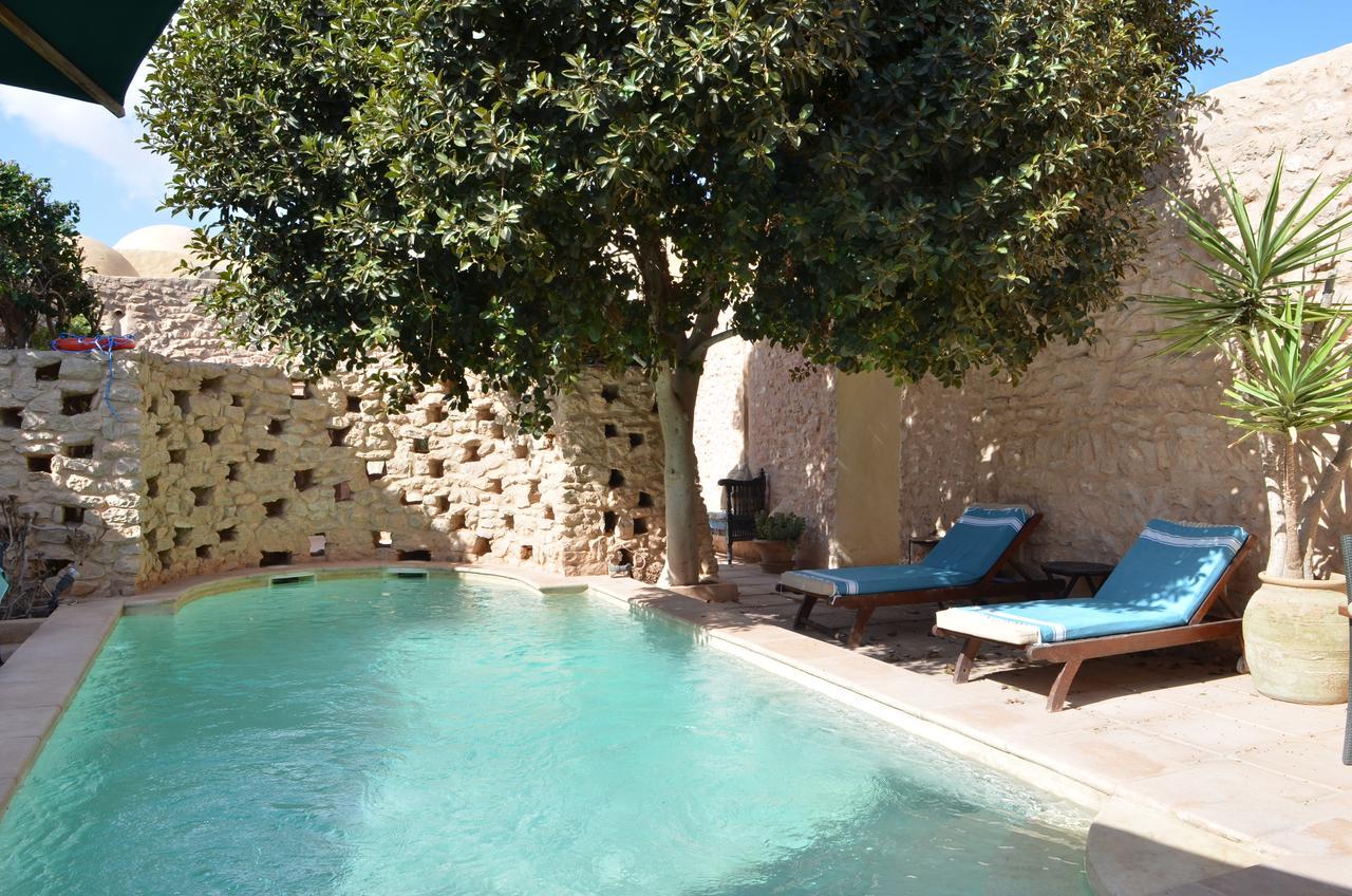 Al Harah al Kabirah Hotel Dar Dhiafa מראה חיצוני תמונה