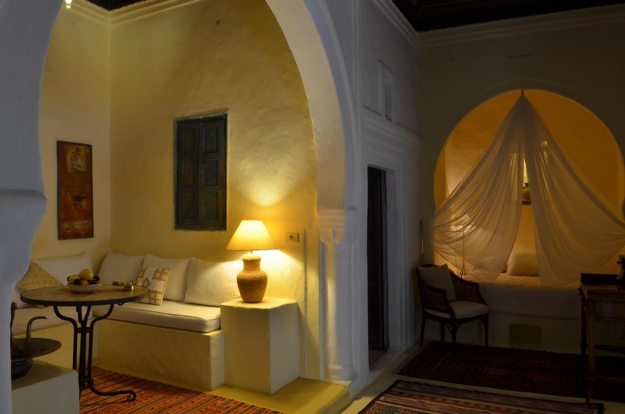 Al Harah al Kabirah Hotel Dar Dhiafa מראה חיצוני תמונה